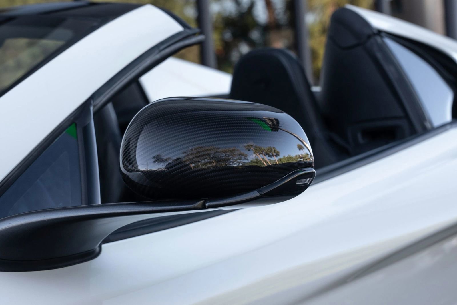 Used 2013 McLaren MP4-12C Spider RWD image 8