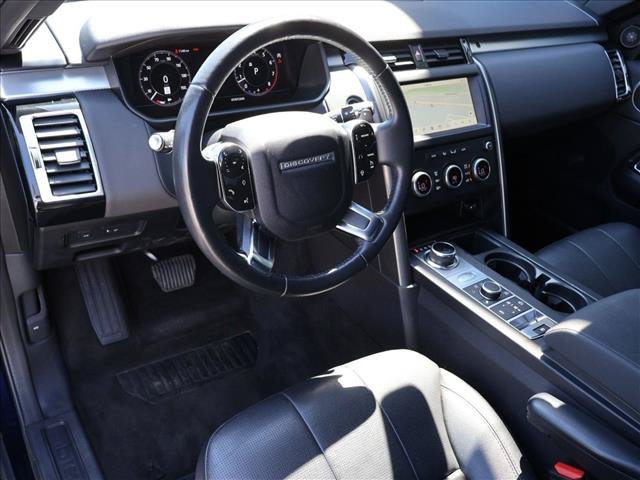 Used 2020 Land Rover Discovery Landmark AWD/4WD image 11