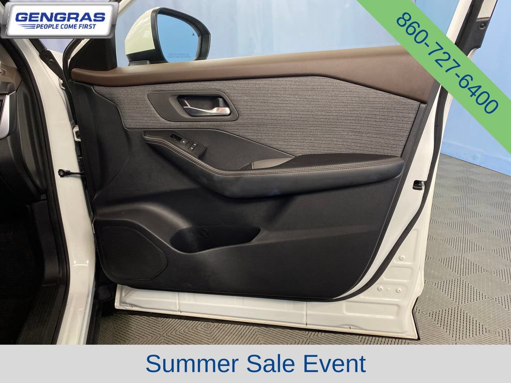 Used 2023 Nissan Rogue SV AWD/4WD image 42