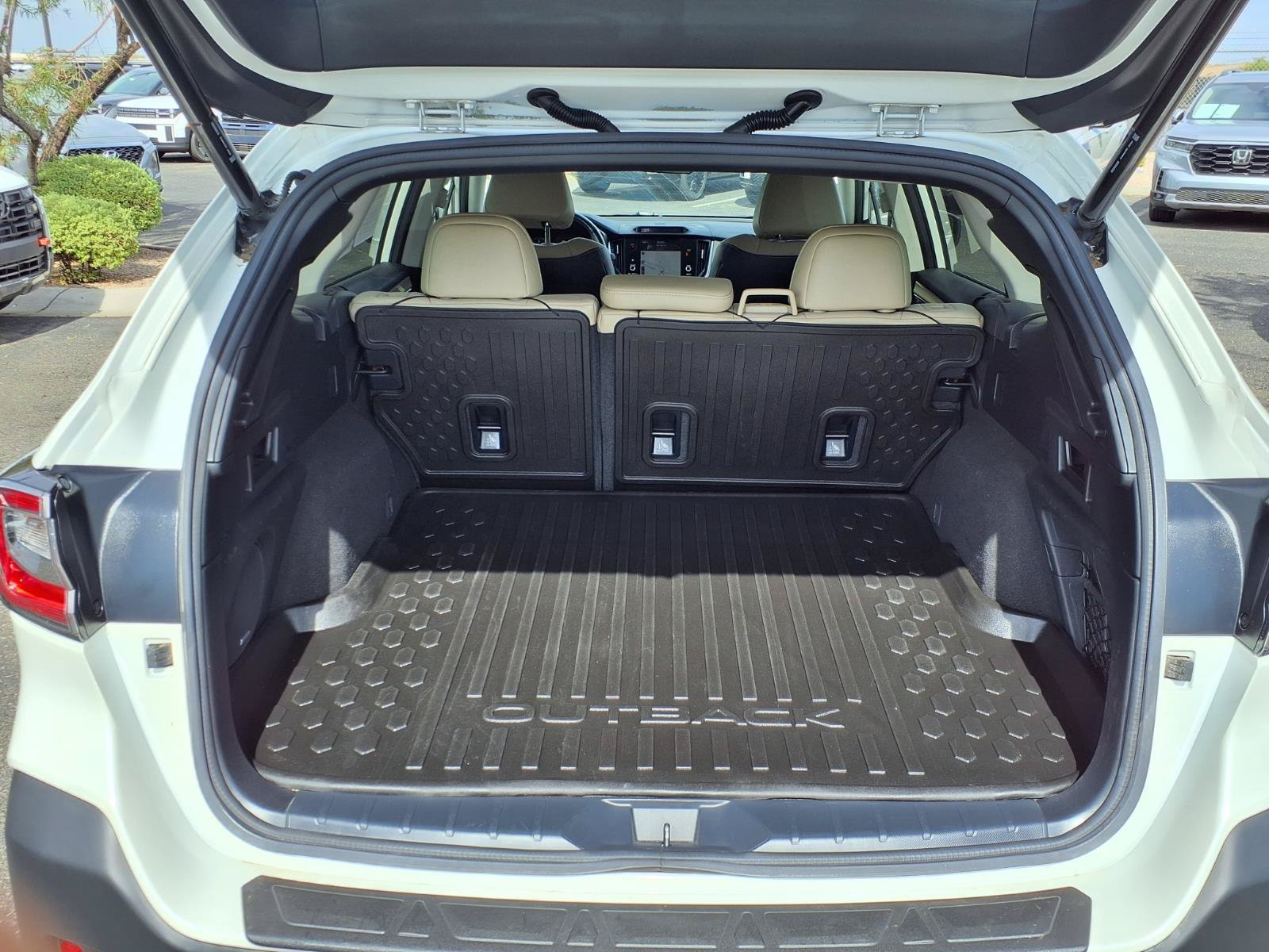 Used 2021 Subaru Outback Limited w/ Popular Package #2 AWD/4WD image 16
