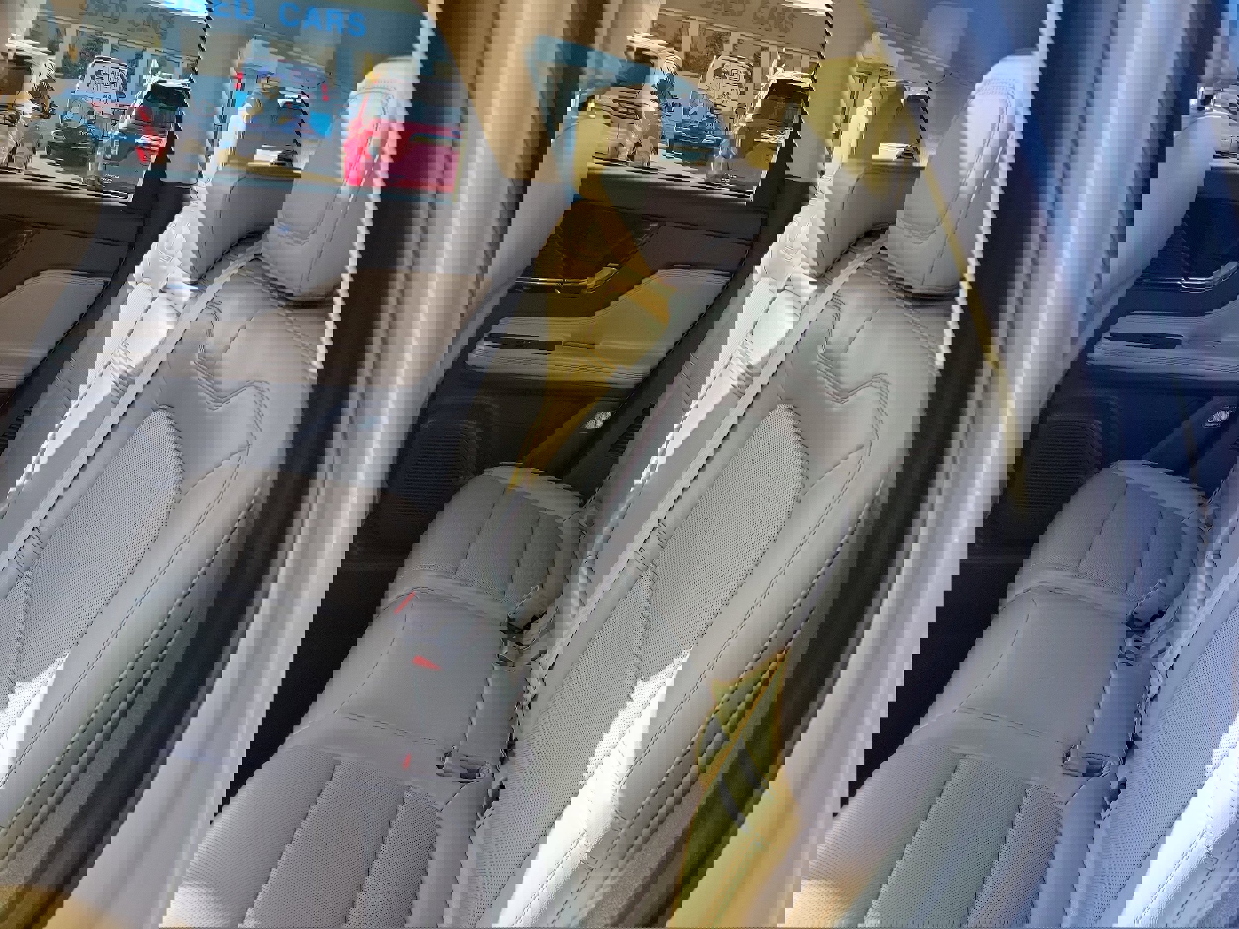 Used 2022 Lincoln Corsair Reserve w/ Equipment Group 201A image 11