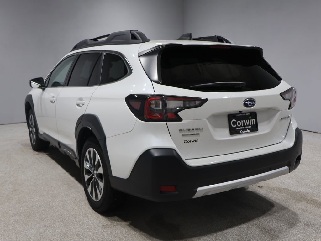 Used 2023 Subaru Outback Limited image 5