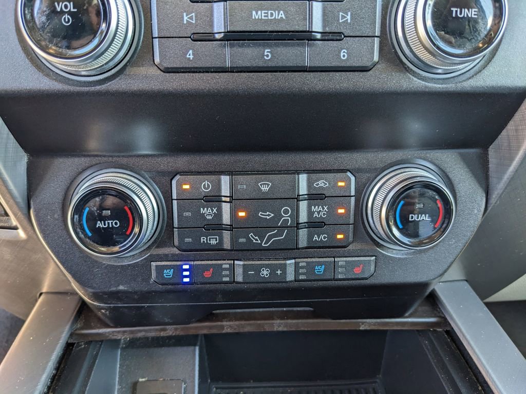 Used 2019 Ford F350 Limited w/ FX4 Off-Road Package image 28