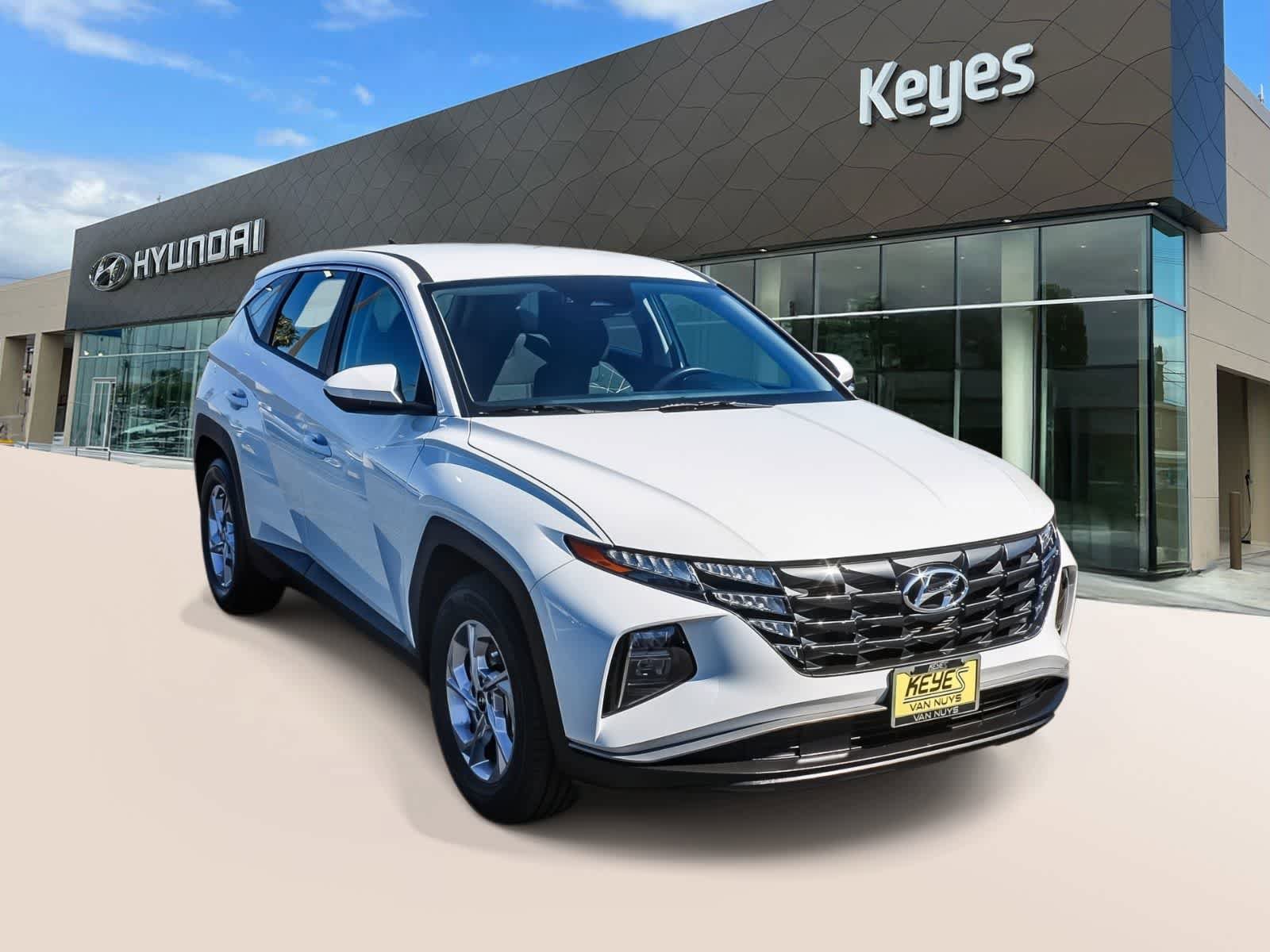 Certified 2023 Hyundai Tucson SE image 3