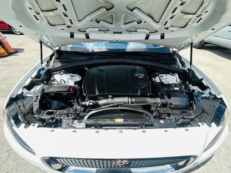 Used 2020 Jaguar F-PACE Premium AWD/4WD image 20