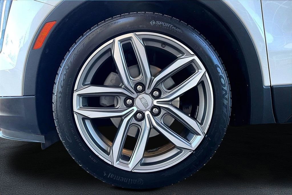 Used 2022 Cadillac XT4 Sport w/ Comfort Package image 9