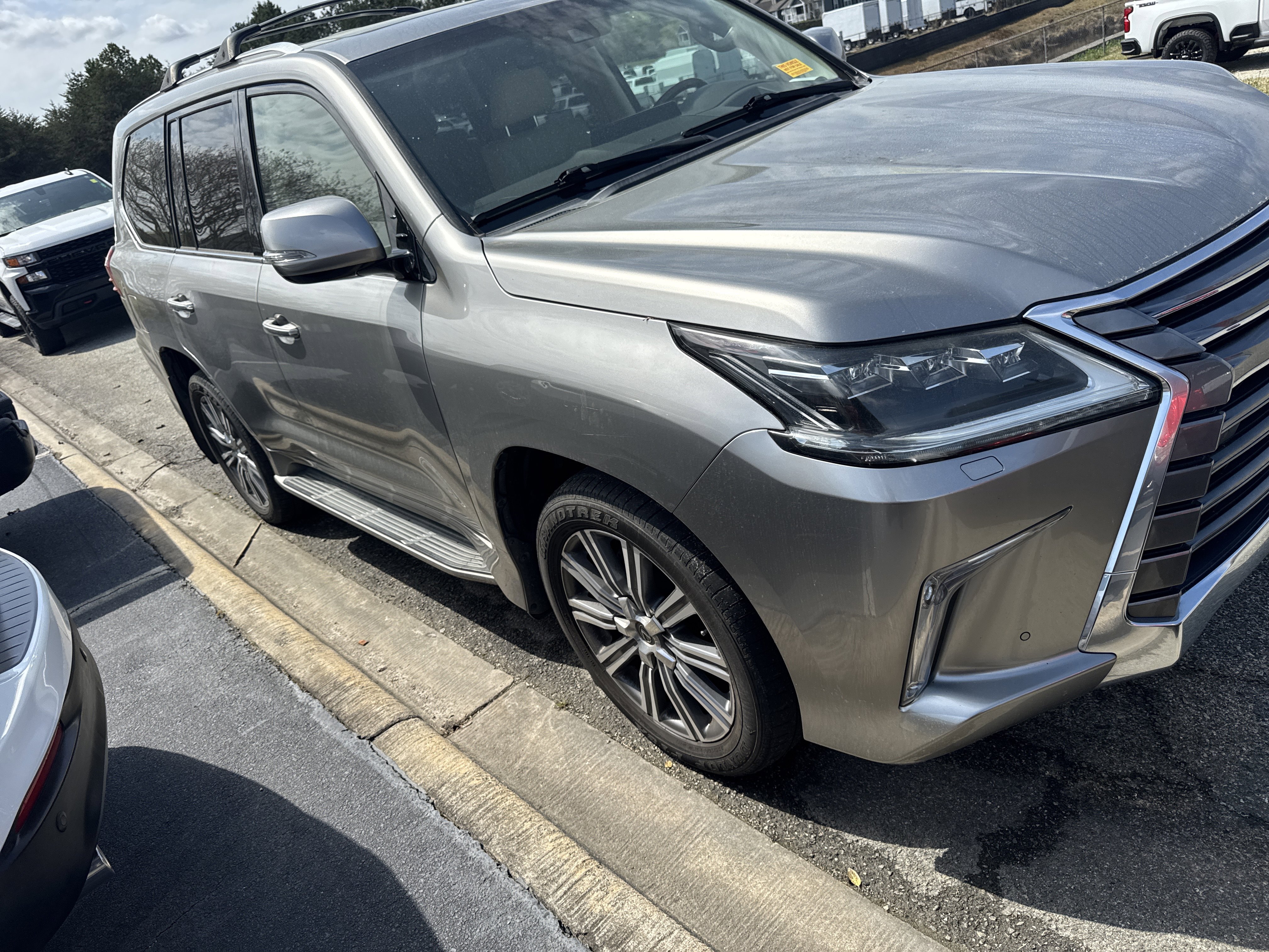 Used 2016 Lexus LX 570 4WD w/ Luxury Package video 2