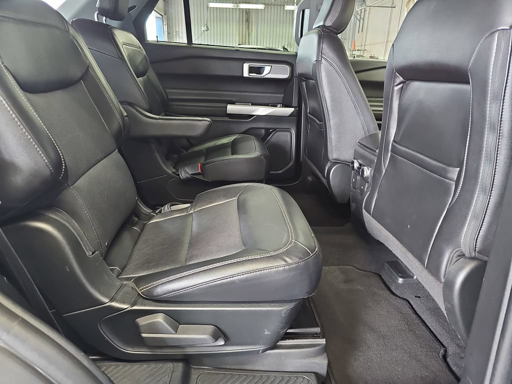Used 2023 Ford Explorer Limited RWD image 11