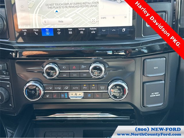 New 2026 Ford F250 Lariat w/ Black Appearance Package image 28