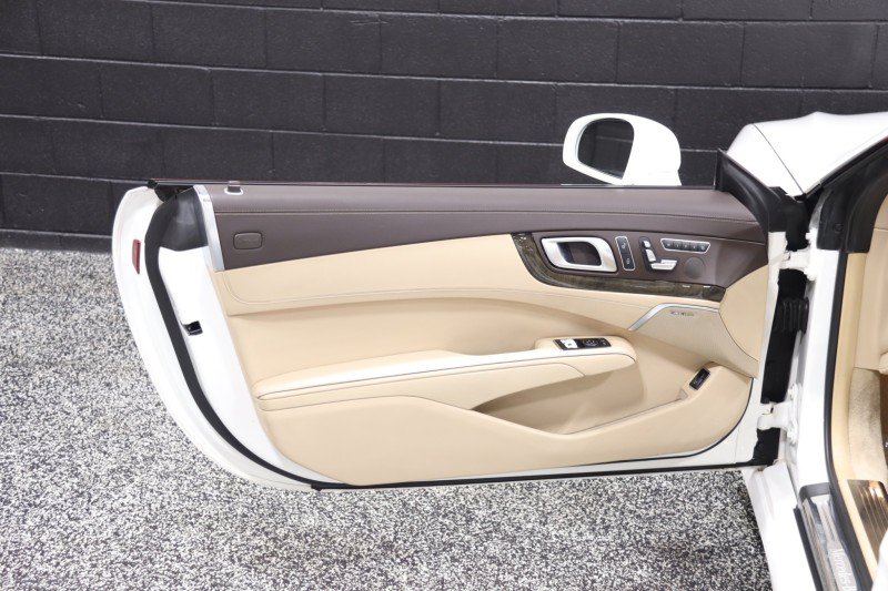 Used 2015 Mercedes-Benz SL 400 image 34