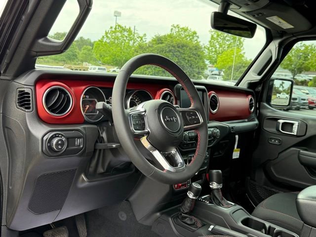 Used 2023 Jeep Gladiator Rubicon w/ Cold Weather Group AWD/4WD image 16
