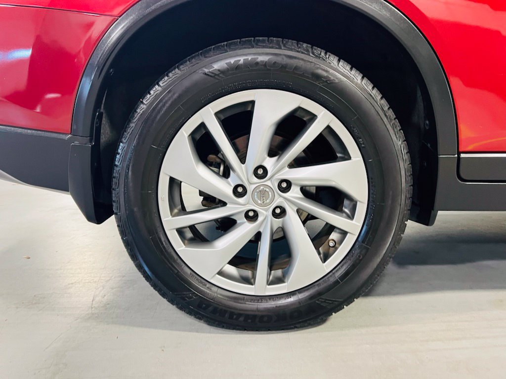 Used 2015 Nissan Rogue SL FWD image 10