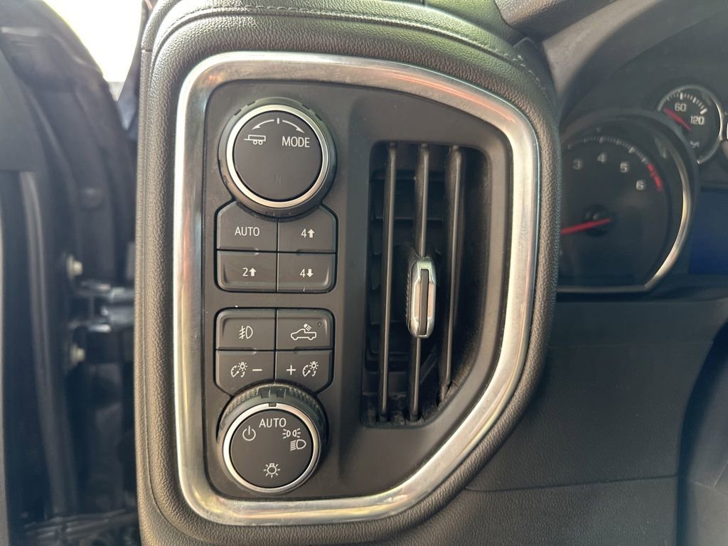 Used 2021 Chevrolet Silverado 1500 LT Trail Boss w/ LPO, Dark Essentials Package image 18