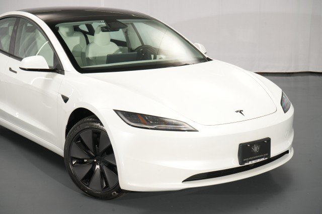 Used 2026 Tesla Model 3 RWD image 8