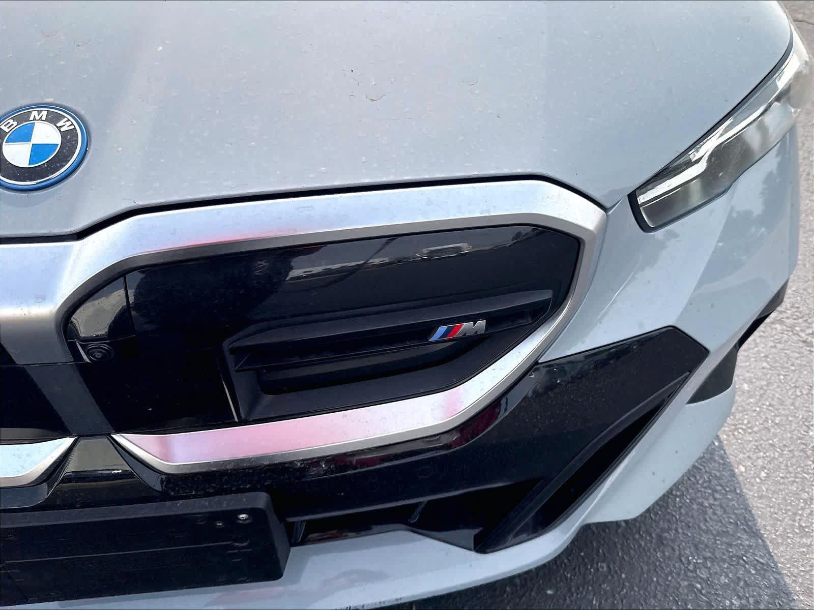 Used 2025 BMW i5 M60 w/ Executive Package AWD/4WD image 32