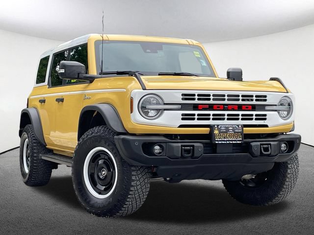 Used 2024 Ford Bronco Heritage Edition AWD/4WD image 2