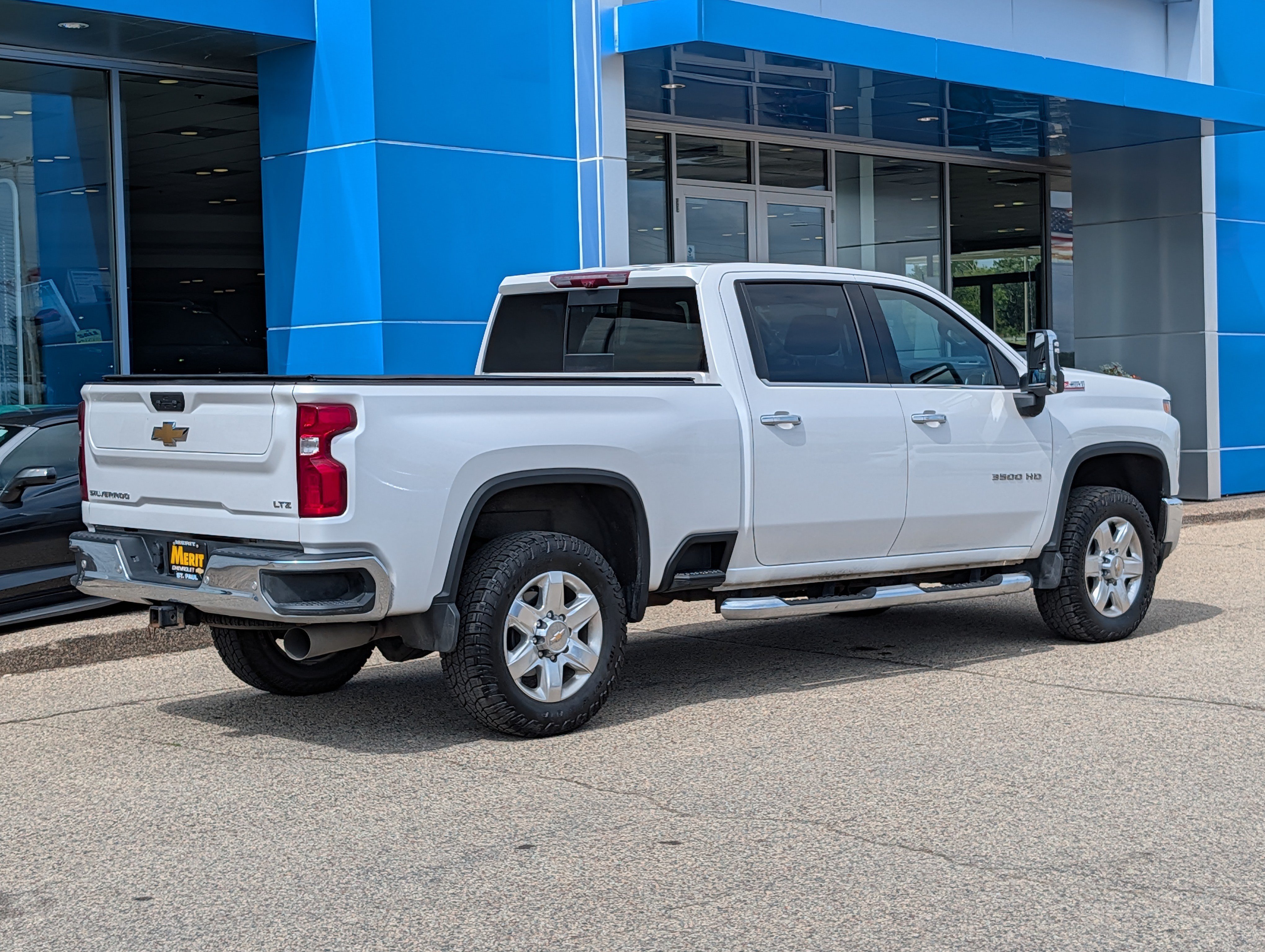 Certified 2022 Chevrolet Silverado 3500 LTZ w/ LTZ Premium Package AWD/4WD image 3