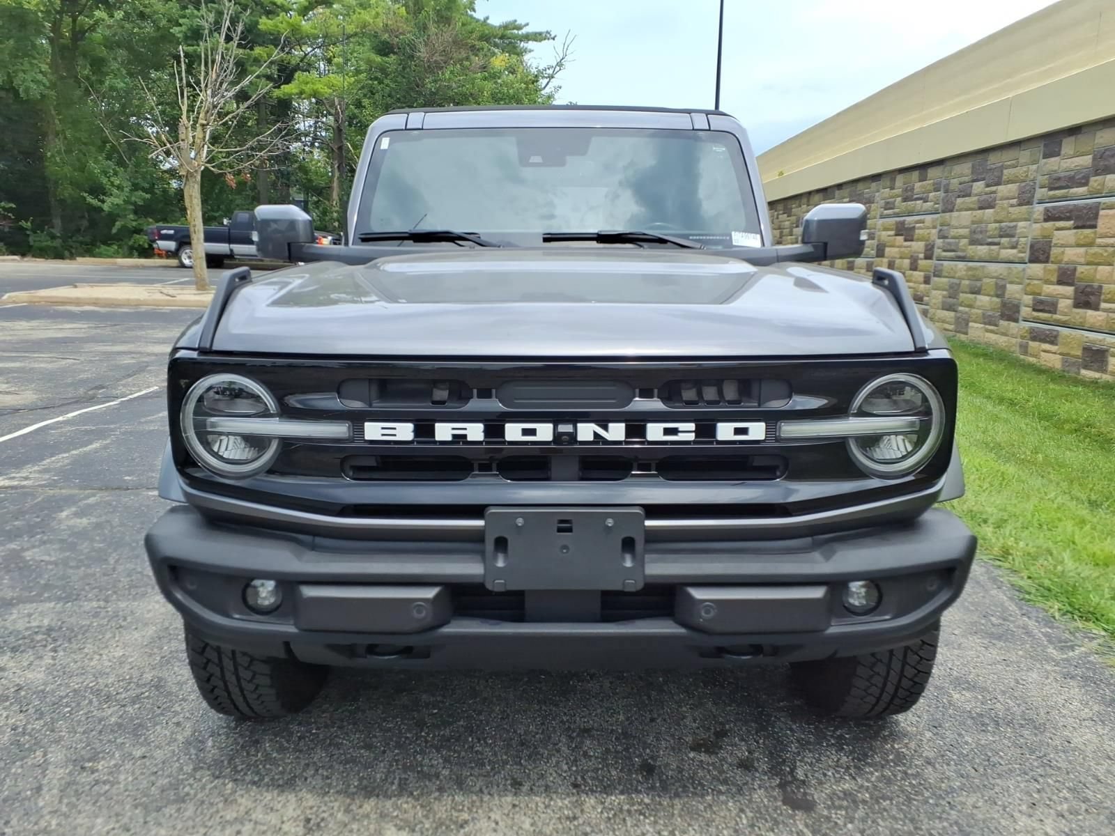 Used 2021 Ford Bronco Outer Banks AWD/4WD image 3