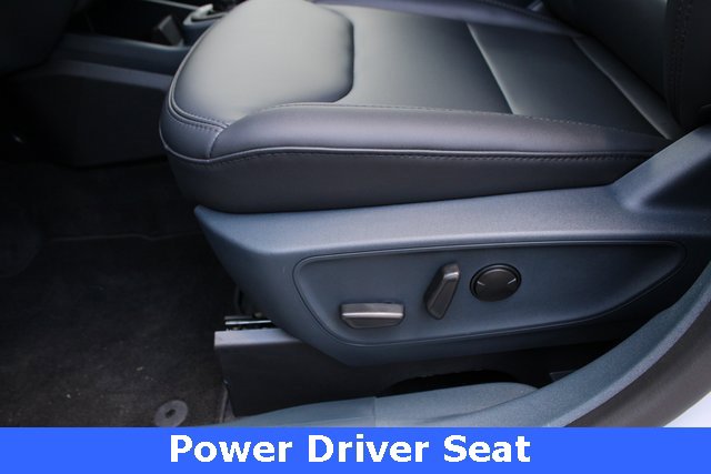 New 2025 Ford Maverick Lariat w/ Black Appearance Package image 4