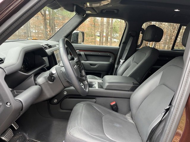 Used 2025 Land Rover Defender 110 Sedona Red Edition image 5