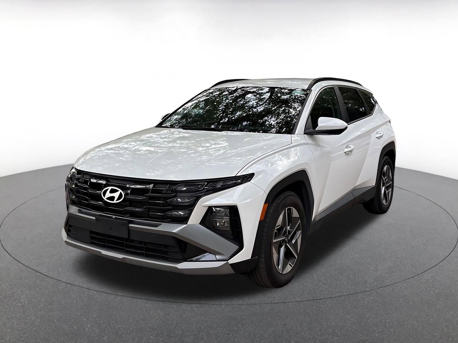 Used 2025 Hyundai Tucson SEL FWD image 3