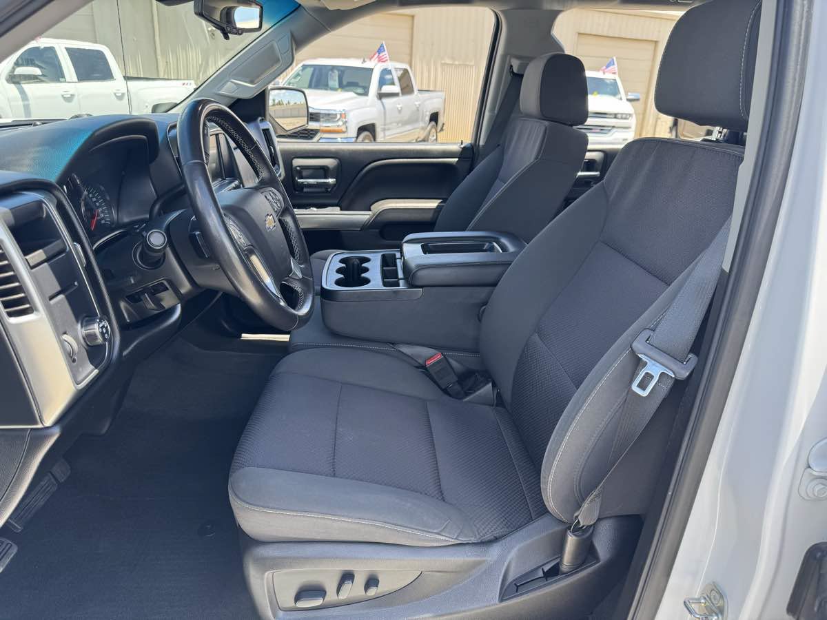 Used 2018 Chevrolet Silverado 1500 LT w/ LT Eassist Package RWD image 21