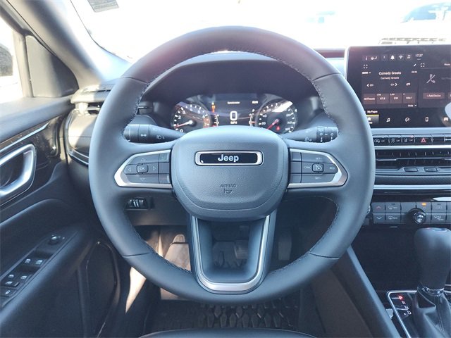 New 2026 Jeep Compass Latitude image 11