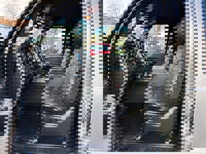 Used 2016 Ford F250 Lariat image 15