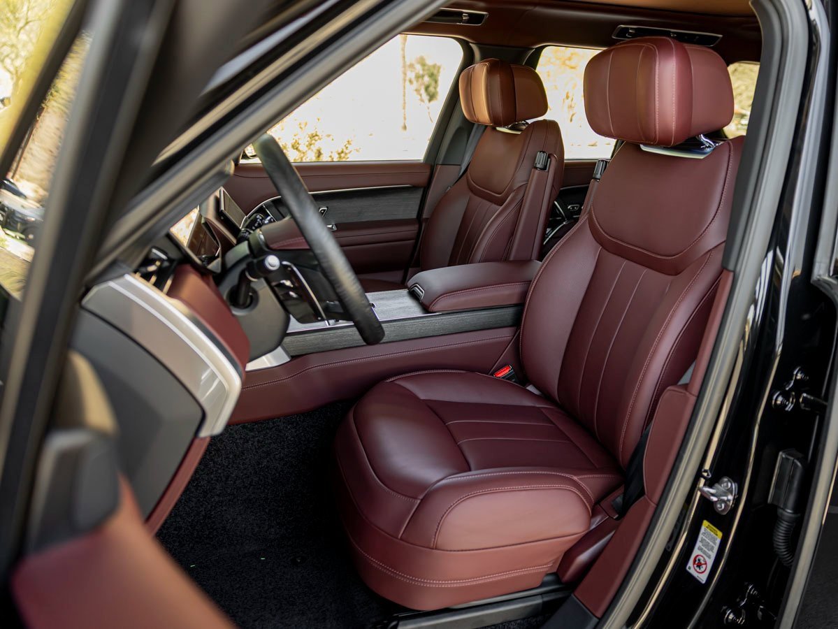 New 2025 Land Rover Range Rover Autobiography image 13