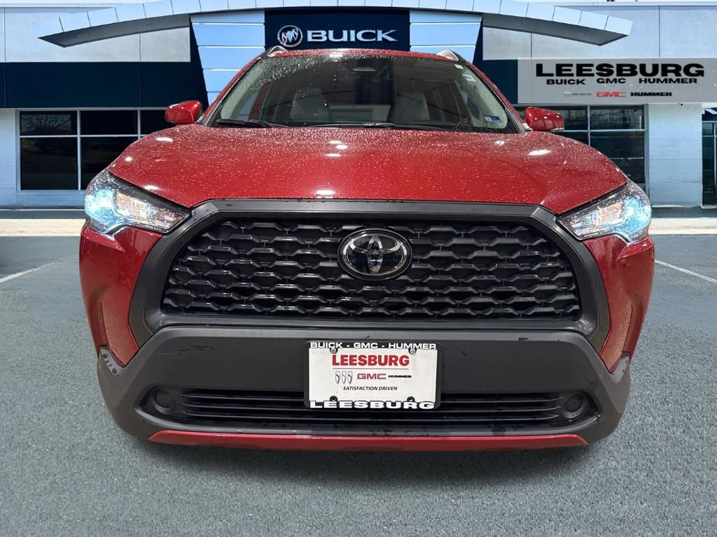 Used 2023 Toyota Corolla Cross LE image 2