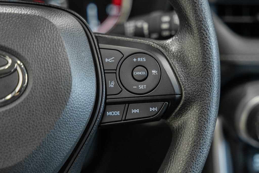 Certified 2025 Toyota RAV4 XLE AWD/4WD image 26
