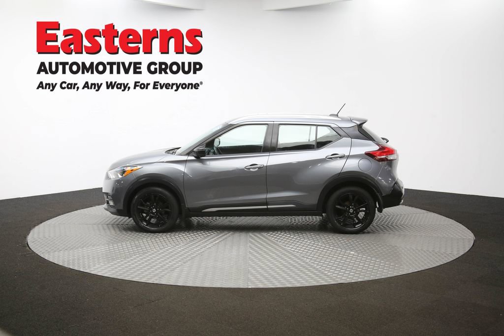 Used 2020 Nissan Kicks SR FWD image 57