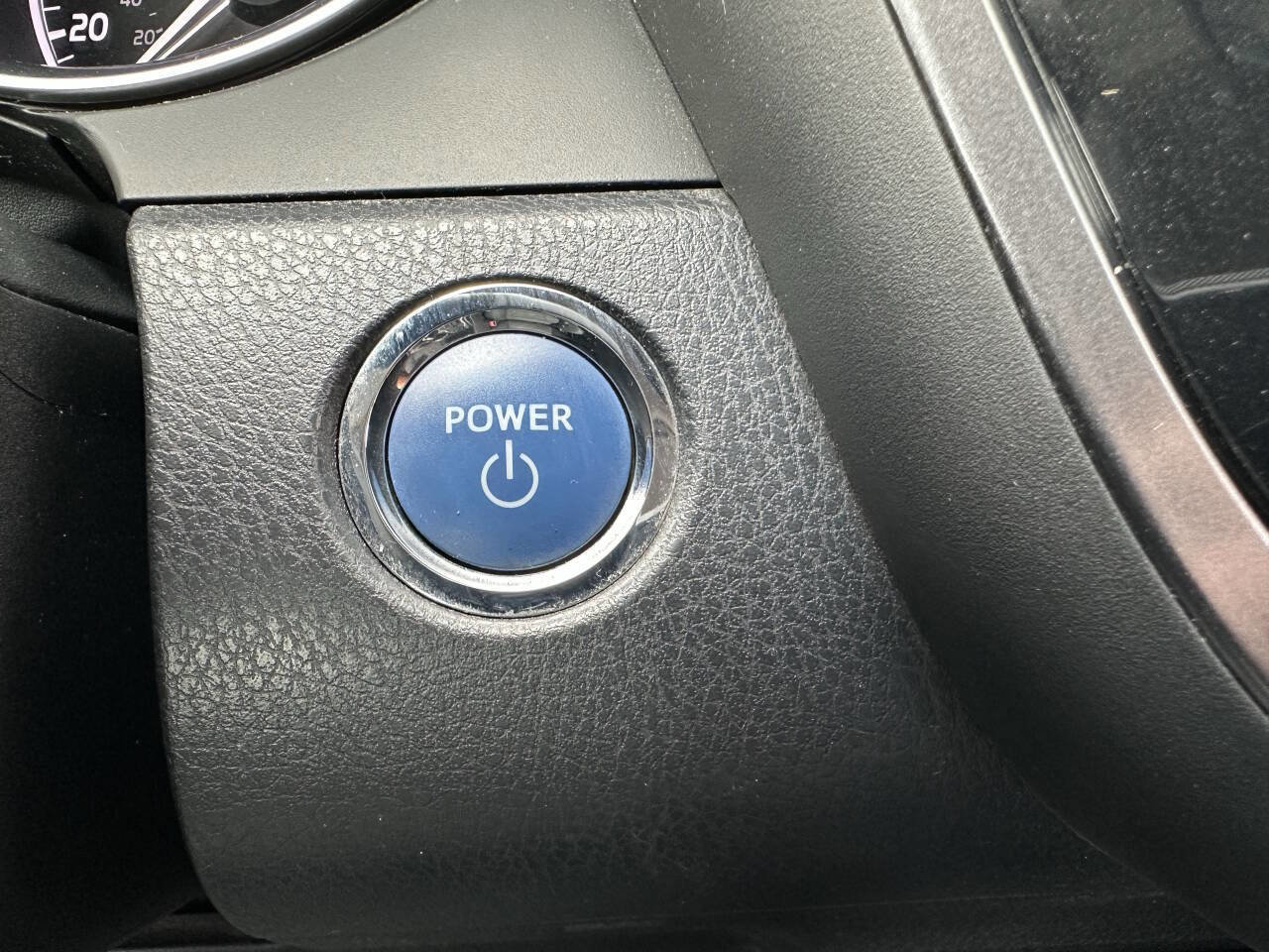 Used 2018 Toyota Camry SE image 22