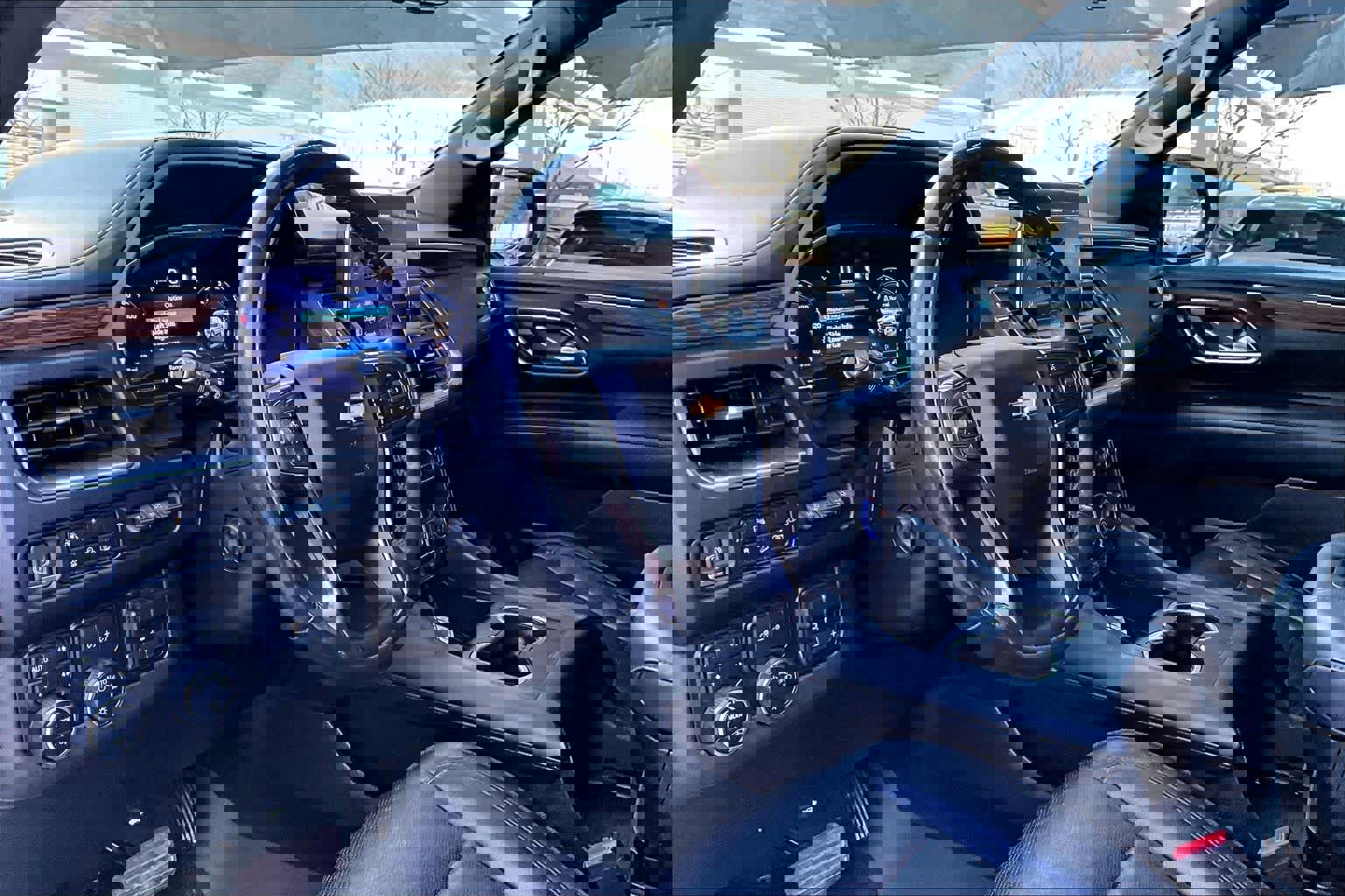 Used 2022 Chevrolet Tahoe High Country image 17