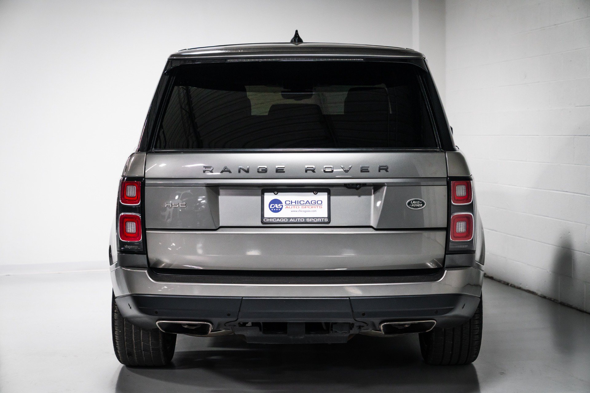 Used 2018 Land Rover Range Rover HSE AWD/4WD image 4