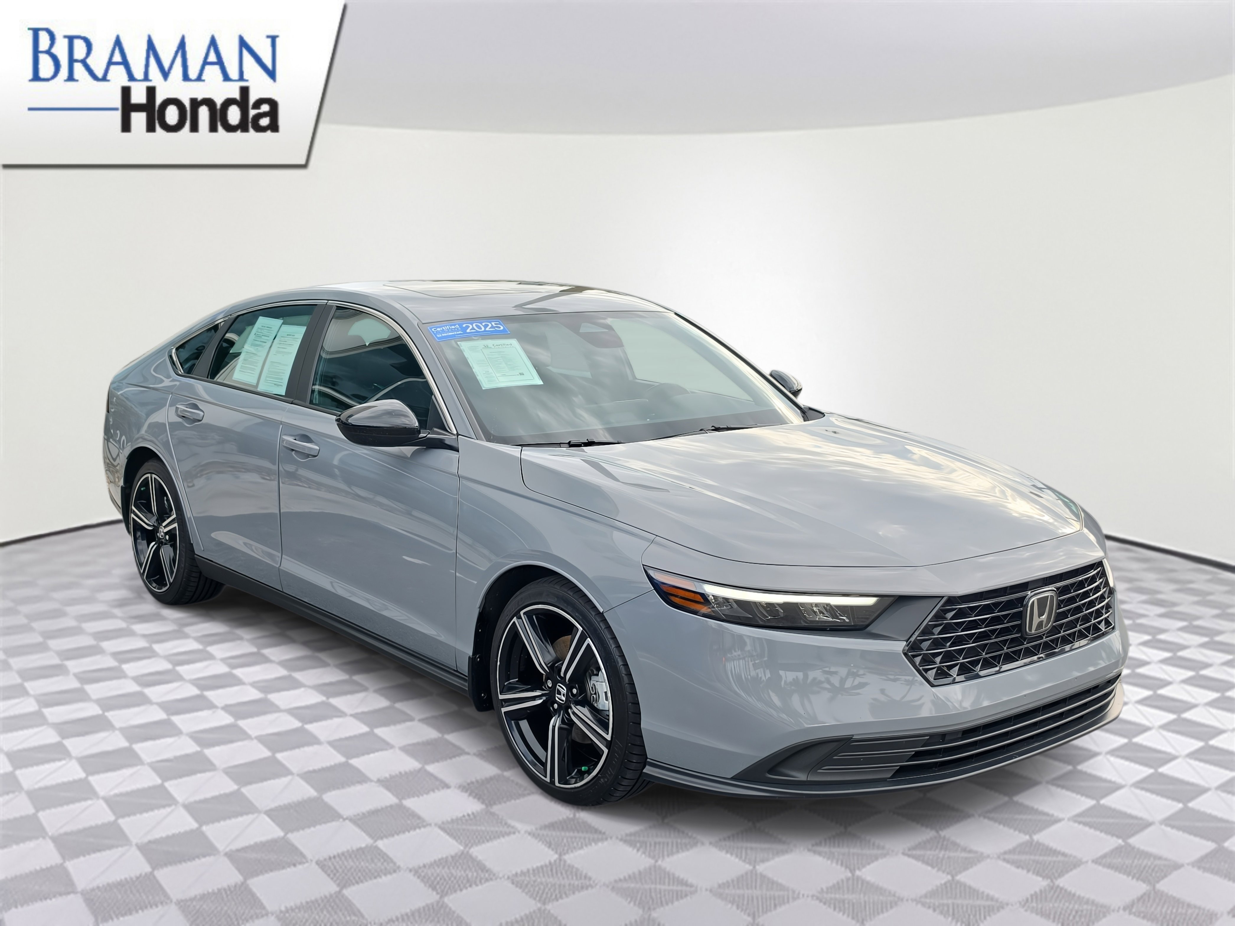 Certified 2025 Honda Accord Sport image 2