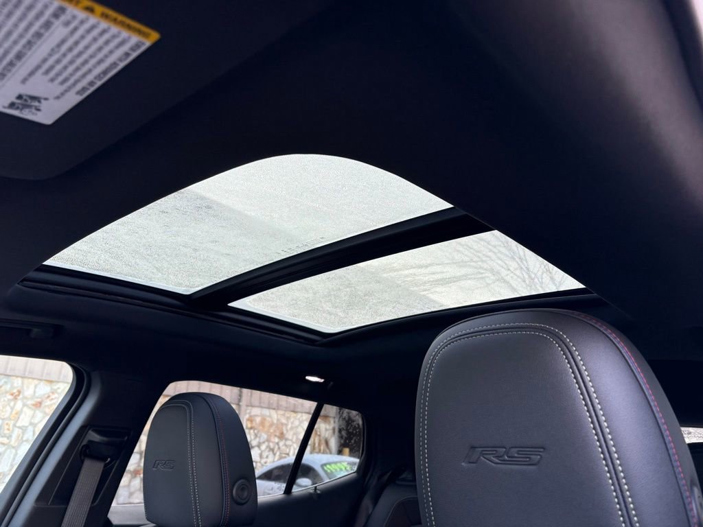 Used 2025 Chevrolet Equinox EV RS image 23