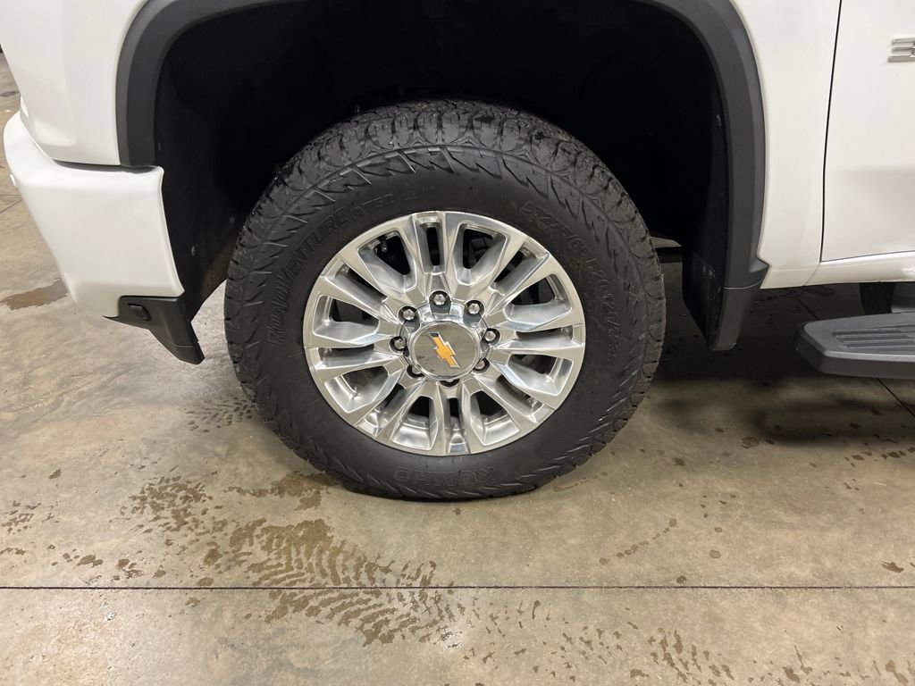 Used 2021 Chevrolet Silverado 3500 High Country w/ Z71 Off-Road Package image 15