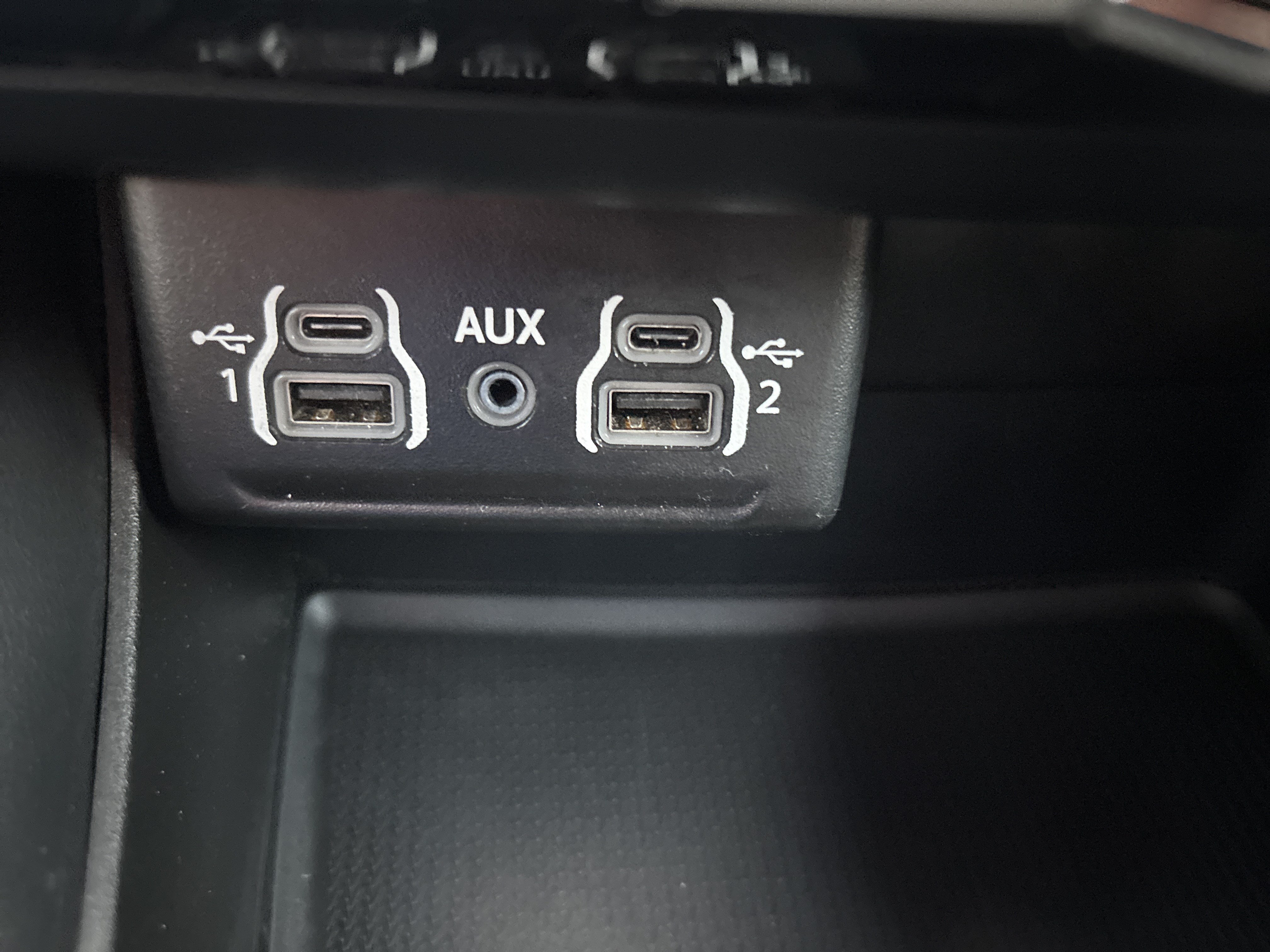 Used 2024 Dodge Durango GT AWD/4WD image 16