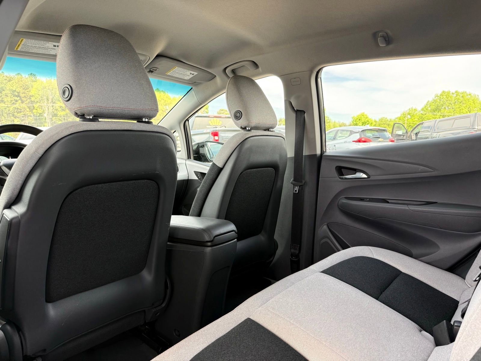 Used 2018 Chevrolet Bolt LT FWD image 20