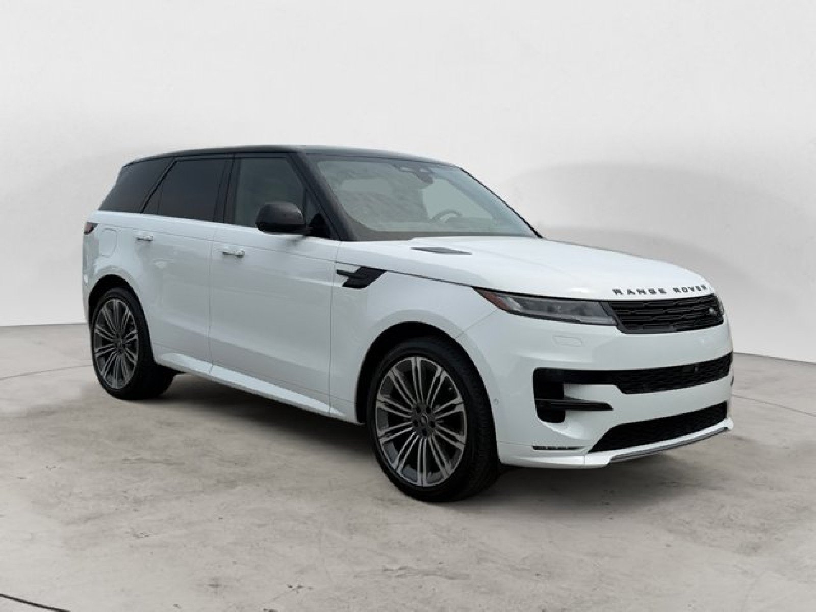 Certified 2024 Land Rover Range Rover Sport Dynamic SE AWD/4WD image 2