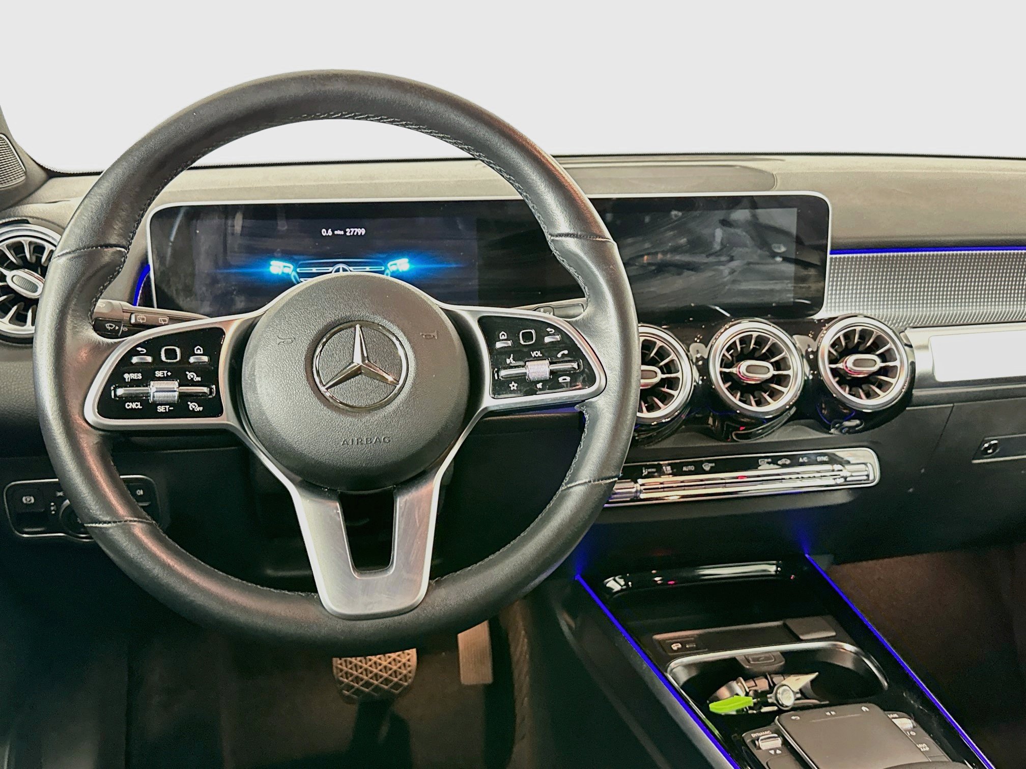 Used 2021 Mercedes-Benz GLB 250 image 18