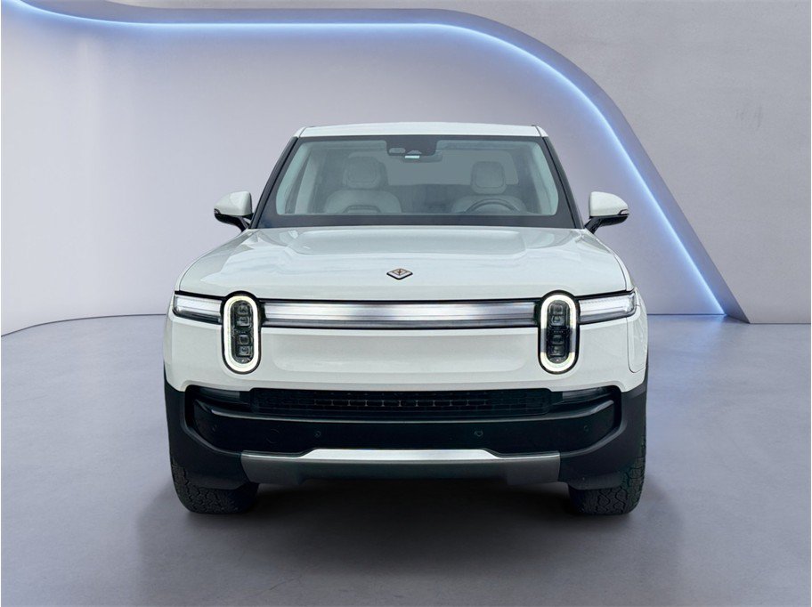 Used 2025 Rivian R1T Adventure Dual AWD/4WD image 2