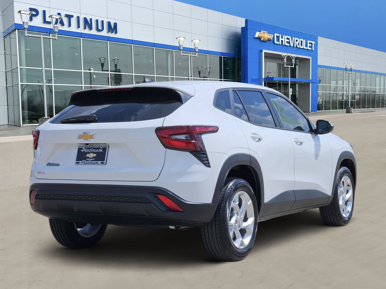 New 2026 Chevrolet Trax LS w/ LS Convenience Package FWD image 5