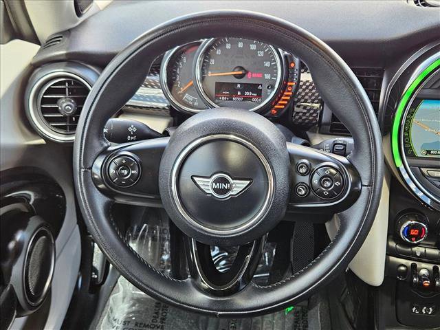 Used 2015 MINI Cooper S image 14
