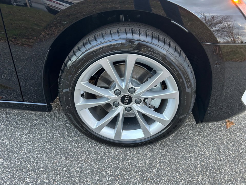 Used 2025 Audi A3 2.0T Premium Plus w/ Premium Plus Package AWD/4WD image 25