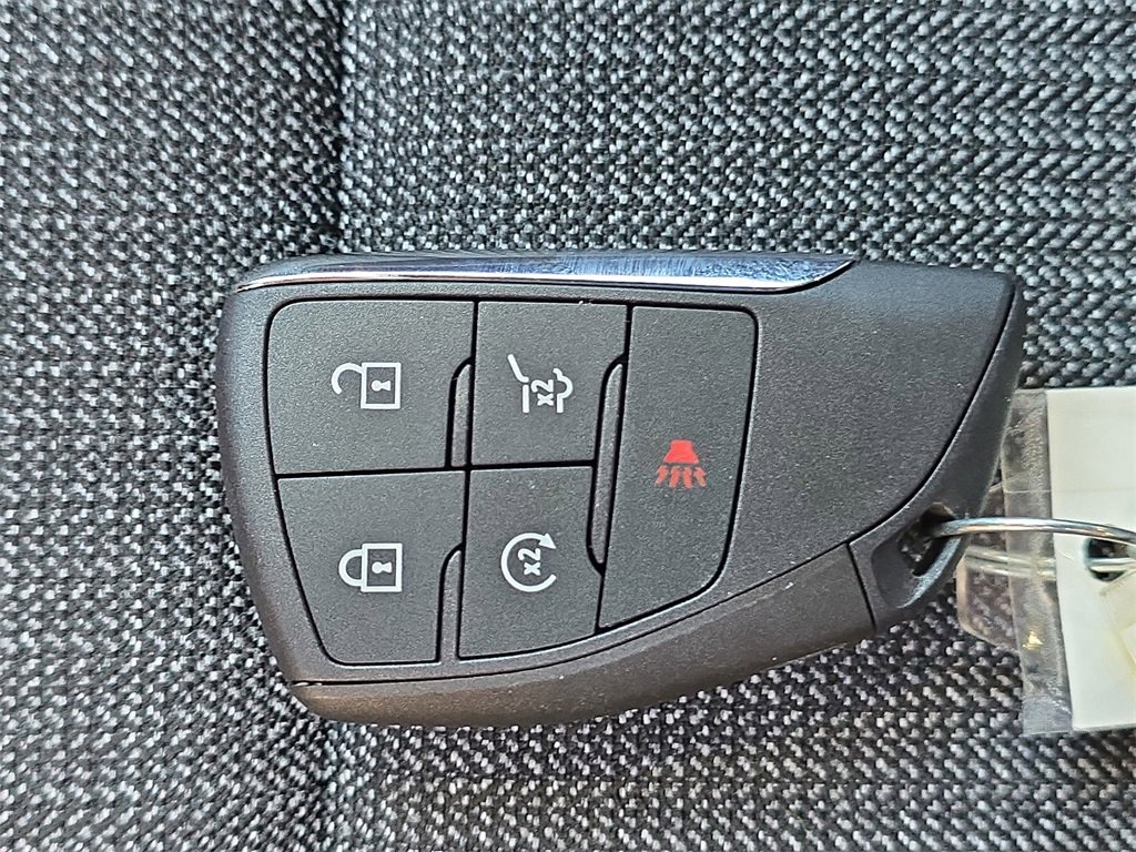 New 2025 GMC Acadia Elevation image 36