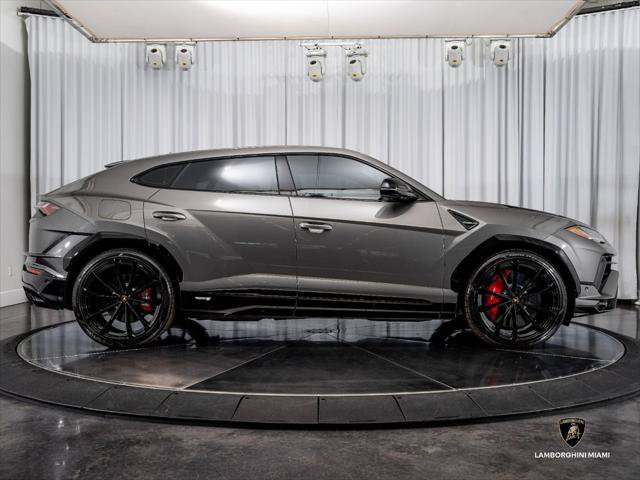 Used 2023 Lamborghini Urus S AWD/4WD image 15