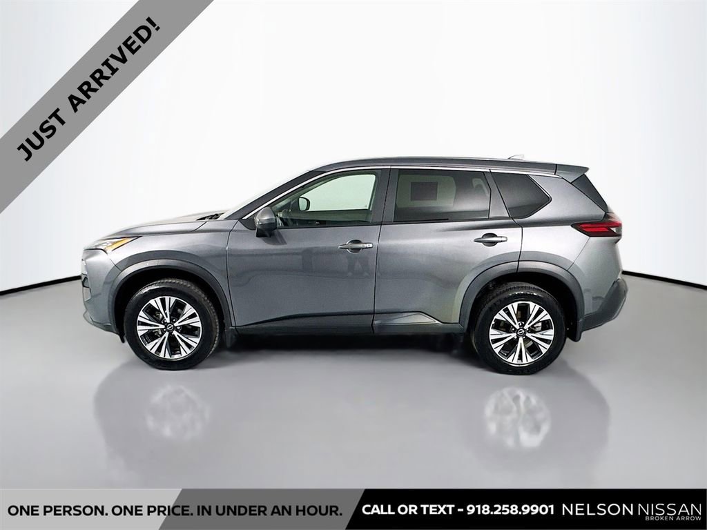Certified 2022 Nissan Rogue SV image 8