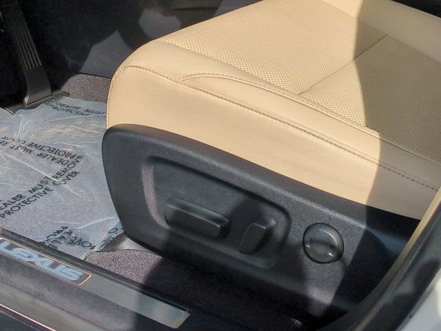 Used 2021 Lexus RX 450hL 450hL w/ Premium Package image 12